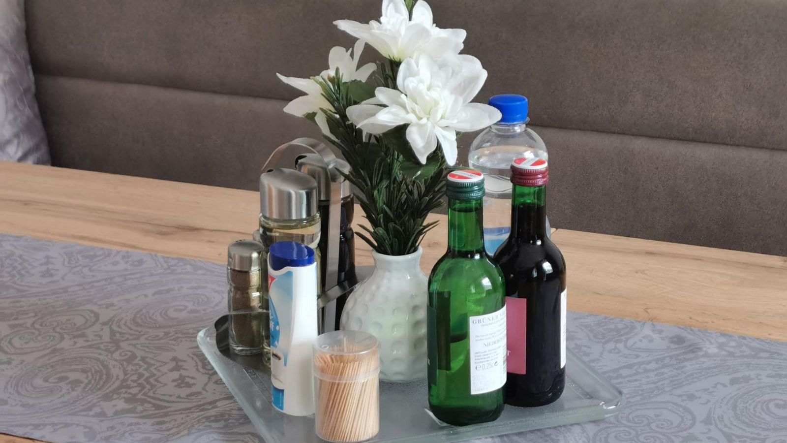 Ferienwohnung in Umhausen: moderner Essbereich